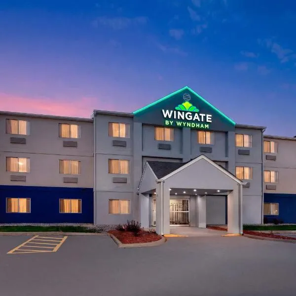 Wingate by Wyndham Oshkosh，位于奥什科什的酒店
