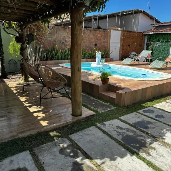 Casa Jardim, com Piscina, Santo Estêvão, Bahia,位于Santo Estêvão的酒店