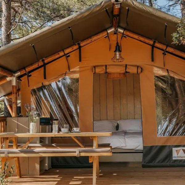 Pasika Glamping - Romantic Getaway for Two on Brač Island，位于普契什查的酒店