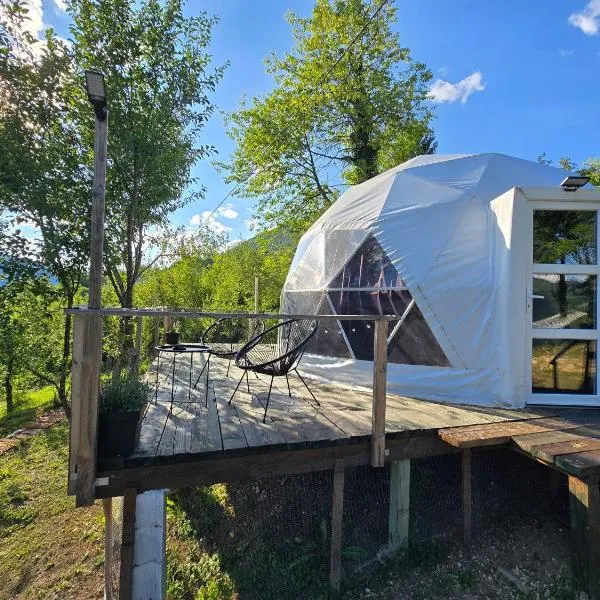 Kamp Glamp Plivska Oaza,位于亚伊采的酒店