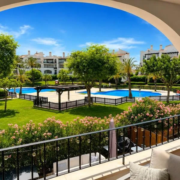Casa Lilo 2 Bed Pool View Apartment La Torre Golf Resort，位于托雷帕切科的酒店