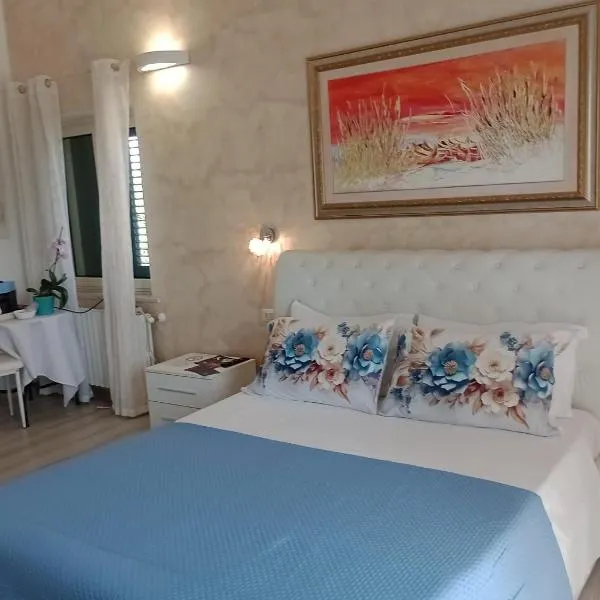 Viola di Mare Rooms and Parking，位于泰尔莫利的酒店