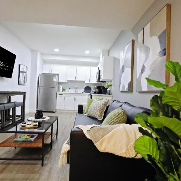 Queen Suite 20 Min from YEG Airport with Disney+，位于埃德蒙顿的酒店