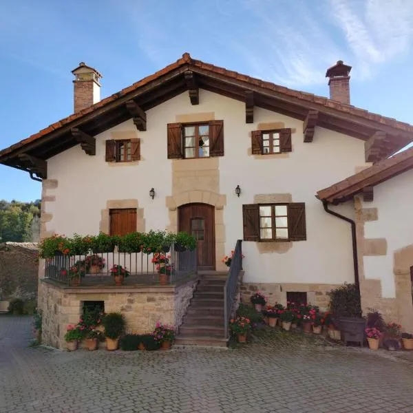 Casa rural Parriola，位于Villanueva de Arce的酒店
