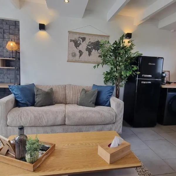 Chez Jean, Gîte tout confort avec terrasse,位于堡维的酒店
