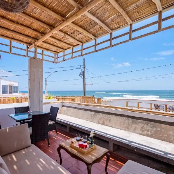 El Templo Surf House，位于蓬塔赫尔莫萨的酒店