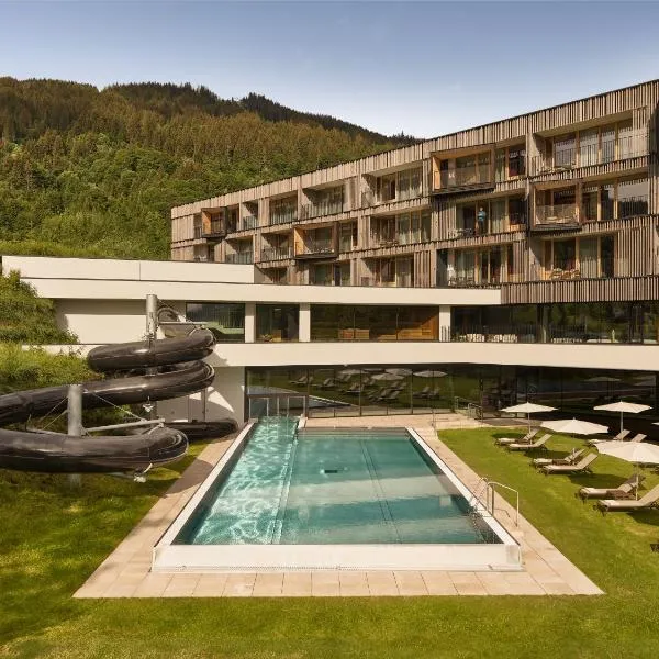 Falkensteiner Family Hotel Montafon - The Leading Hotels of the World，位于查贡斯的酒店