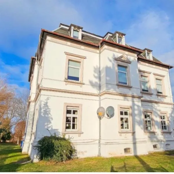 Zimmervermietung Villa Meuselwitz，位于Meuselwitz的酒店