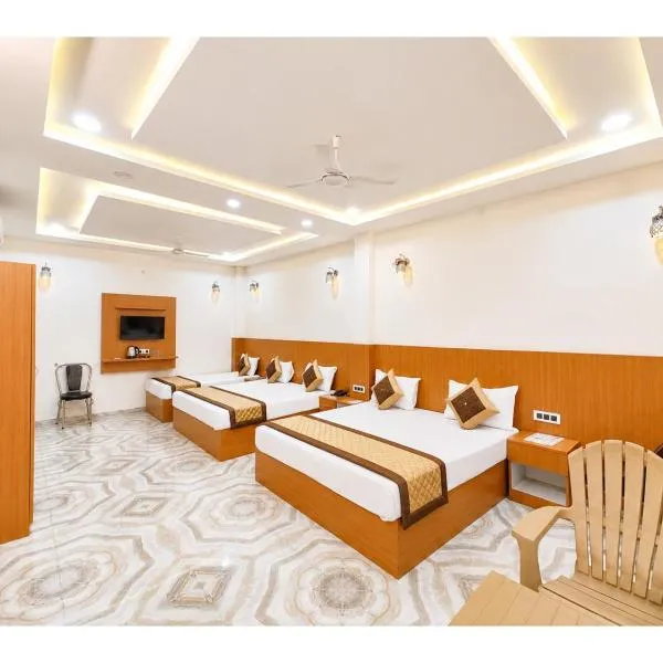 निर्मला पैलेस अयोध्या राम मंदिर - Hotel The New Nirmala Palace Ayodhya Near-Ram-Janmabhoomi-and-Ayodhya-Ram-Mandir-with-parking-and-Restaurant-Facilities - Best Hotel In Ayodhya，位于Ayodhya的酒店
