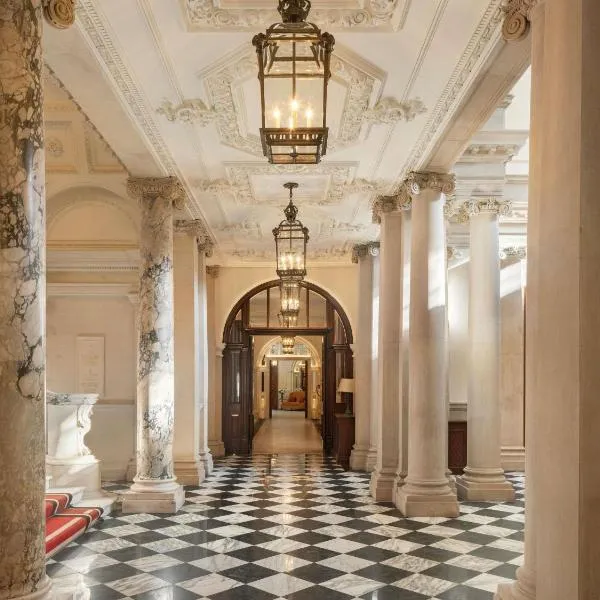 Raffles London at The OWO，位于伦敦的酒店