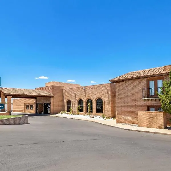 Clarion Inn Sierra Vista near Ft Huachuca，位于谢拉维斯塔的酒店