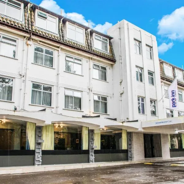 Park Inn by Radisson Bournemouth，位于伯恩茅斯的酒店