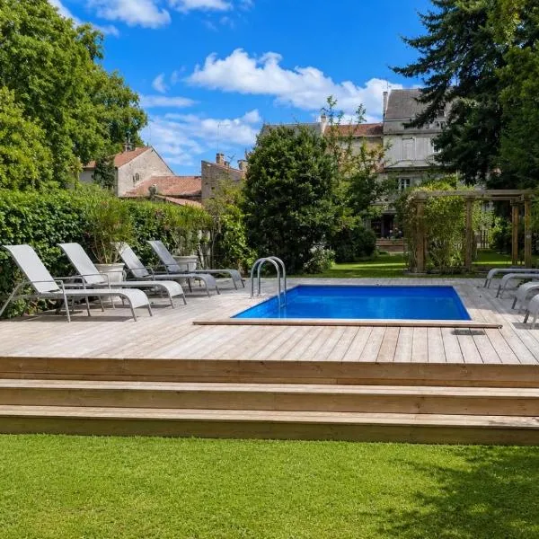 Maison M on the Dordogne Luxurious accommodation，位于大圣富瓦的酒店