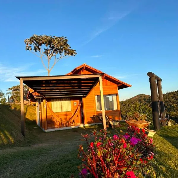 Chalé dos Manacás 02 Venda Nova Alto Colina ES，位于新文达移民镇的酒店