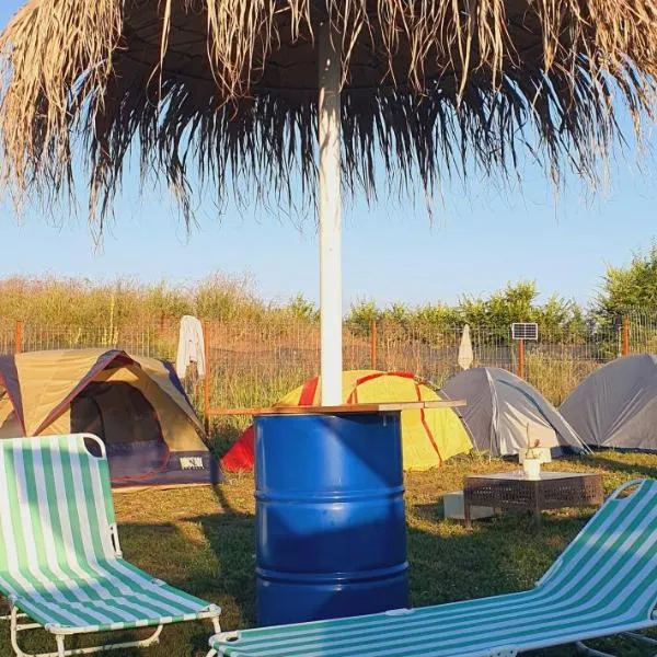 Free People Camping，位于旧瓦马的酒店