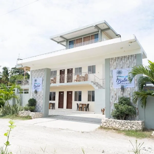 Balud White Beach Resort，位于莫阿尔博阿的酒店