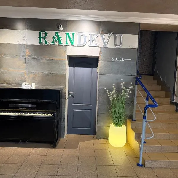 Міні-готель RANDEVU，位于日托米尔的酒店