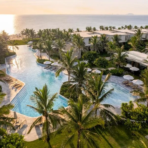 The Ocean Resort by Fusion Quy Nhon，位于归仁的酒店
