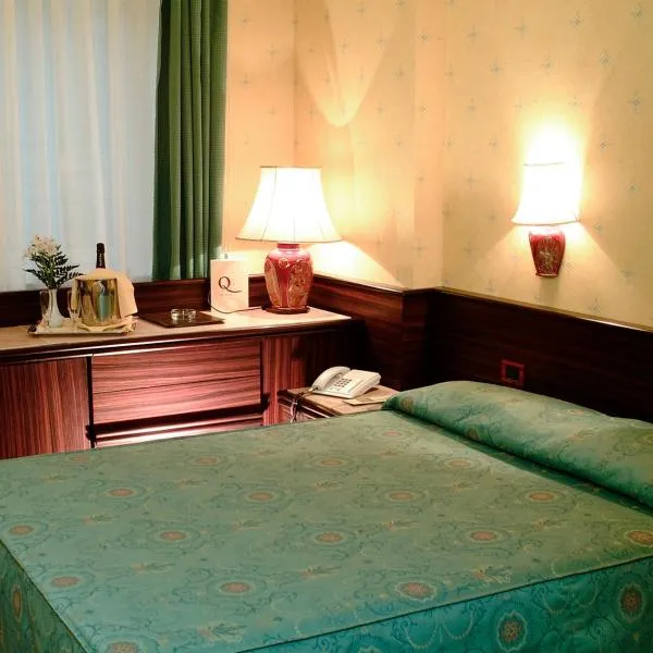 莱昂纳多达芬奇酒店，位于Ossi的酒店