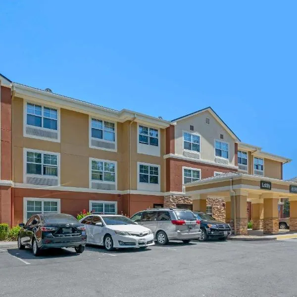 圣何塞伊登维尔北方长住酒店，位于Coyote的酒店