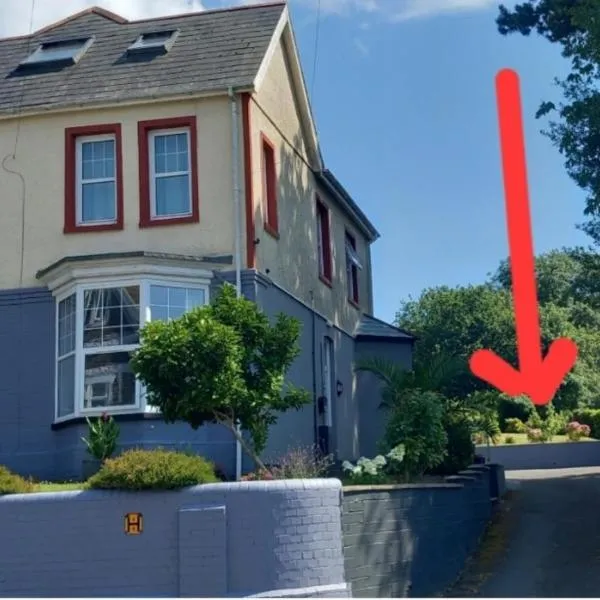 Ty Castell Guest House，位于卡菲利的酒店