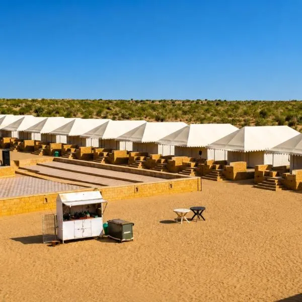 The Carvaans Resort-Luxury Desert Camp Jaisalmer，位于山姆的酒店
