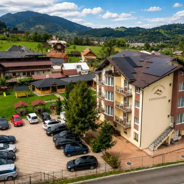 Complex Turistic Constantin Bucovina,位于坎普朗莫道尼斯的酒店