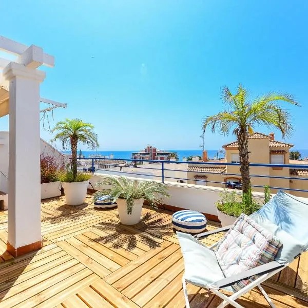Breathtaking Penthouse Las Azaleas，位于托罗克斯的酒店