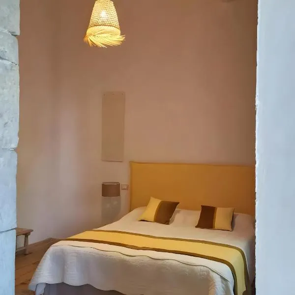 Casa S'urtzula,位于Sini的酒店