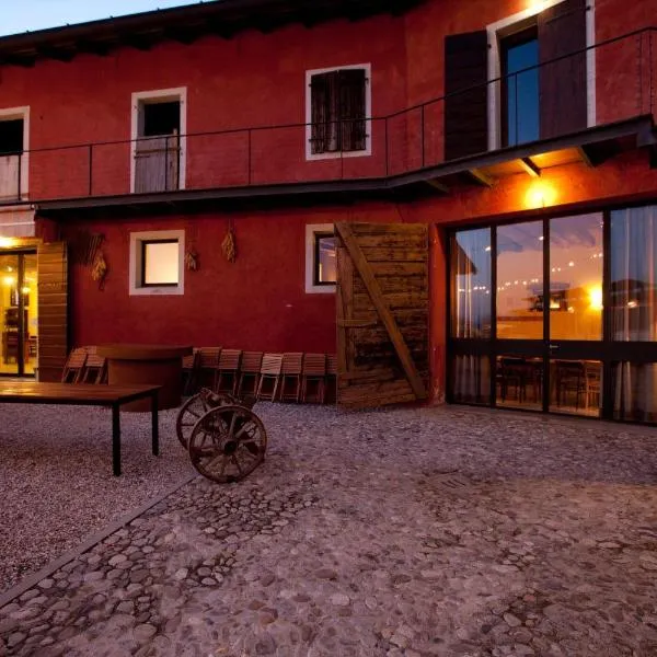 Agriturismo Frascje Dai Spadons，位于Pradamano的酒店