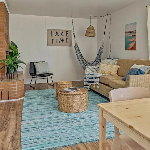 Pet-Friendly Near Zion - Hot Tub Downtown Kanab,位于卡纳布的酒店