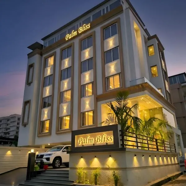 Palm Bliss A Luxury Hotel，位于哈里瓦的酒店