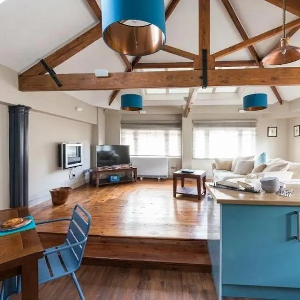 Dream Stays Bath - Queen Street Loft Apartment,位于巴斯的酒店