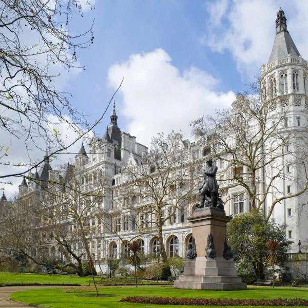 The Royal Horseguards Hotel, London,位于伦敦的酒店