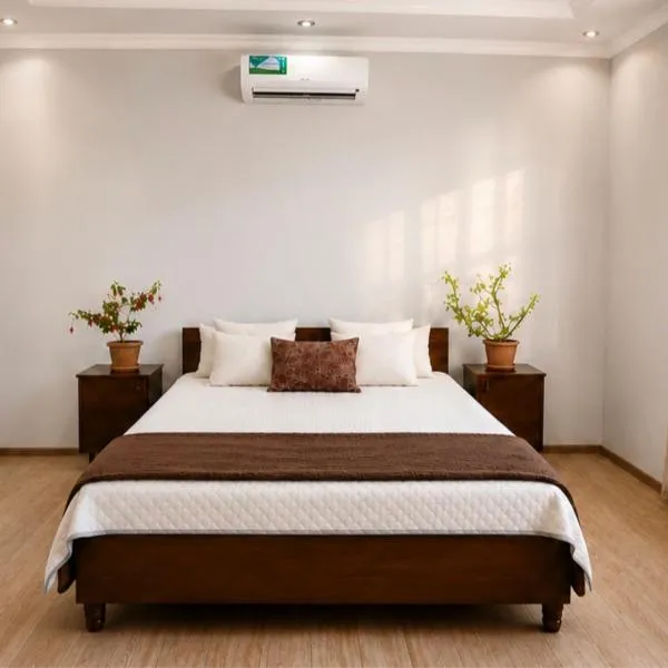PIT STOP B&B Guesthouse,位于Urtsʼadzor的酒店