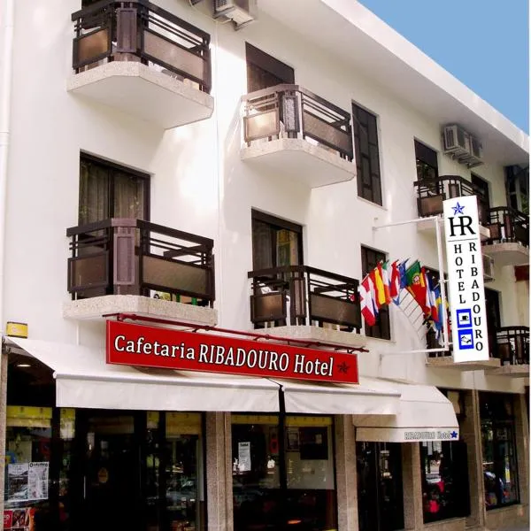 Hotel Ribadouro，位于瓦莱德门蒂兹的酒店