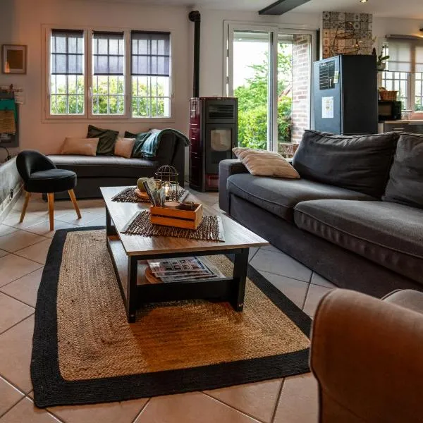 Gîte Cosy Green avec Jardin, espace vintage et jeux de société，位于Chevincourt的酒店