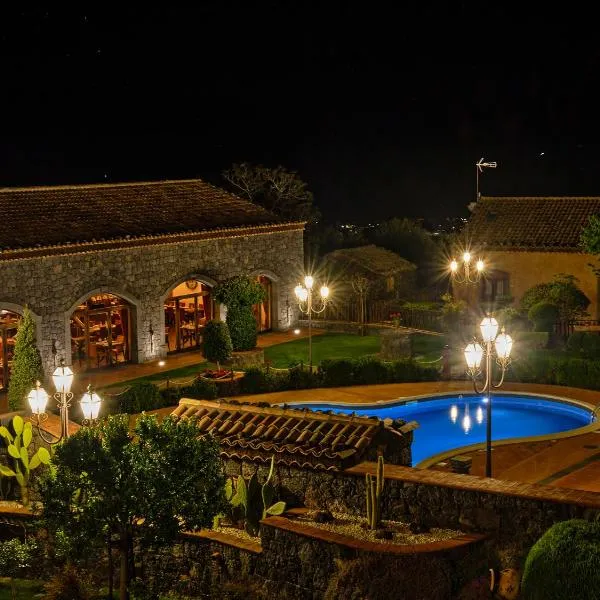 Etna Quota Mille Boutique Hotel, Typical Sicilian Food & Wine,位于兰达佐的酒店