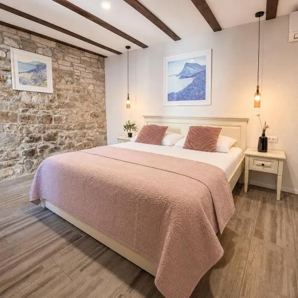 Split Old Town Rooms Matushko，位于斯普利特的酒店