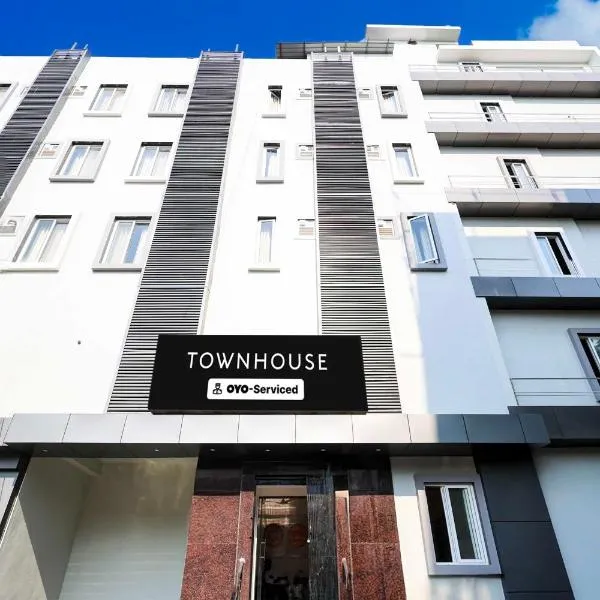 Townhouse Kurnool City Railway Junction Formerly Diamond，位于卡努尔的酒店