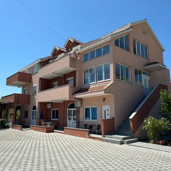 Apartmani Slađo,位于特雷比涅的酒店