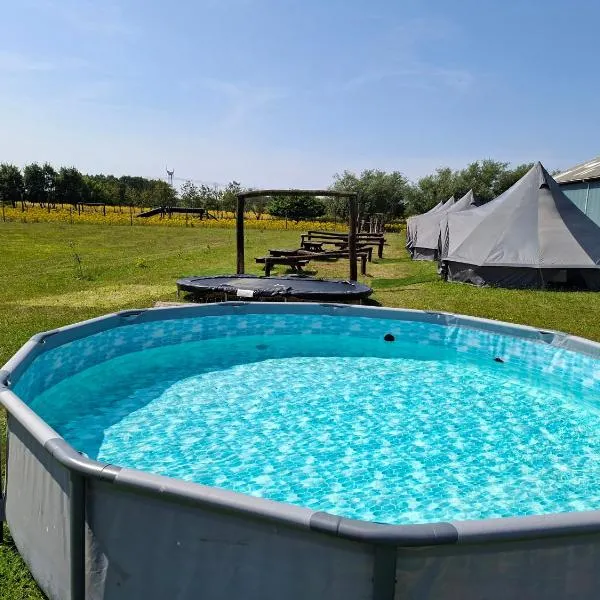 Frifelt Kro Almost Glamping telt，位于Frifelt的酒店