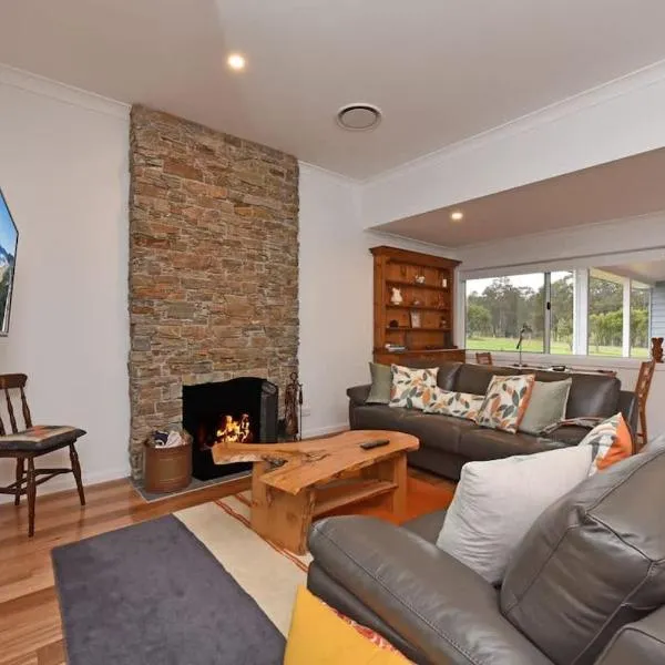 Kinloch Cottage Stunning Stay on Daisy Hill Vineyard，位于波高尔宾的酒店