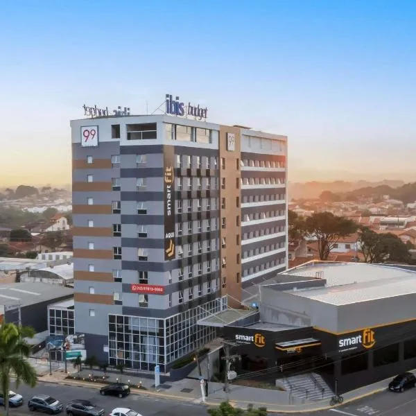 ibis budget Pindamonhangaba，位于平达莫尼扬加巴的酒店