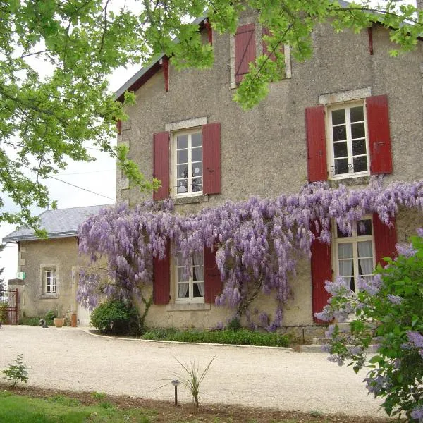 Les Vieilles Vignes，位于Thorigné的酒店