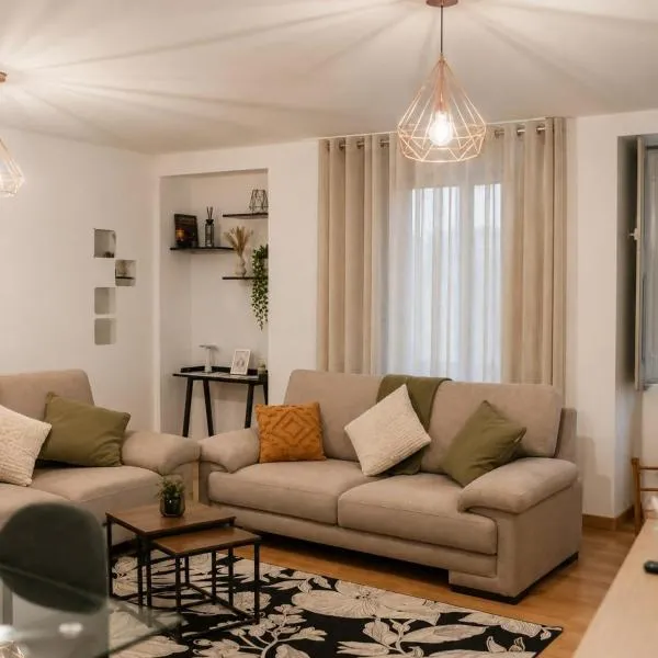 Ribeirinha Guesthouse,位于瓜尔达的酒店