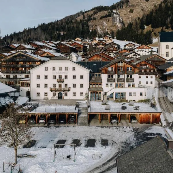 Hotel Gasthof Unterwöger，位于上蒂利拉赫的酒店