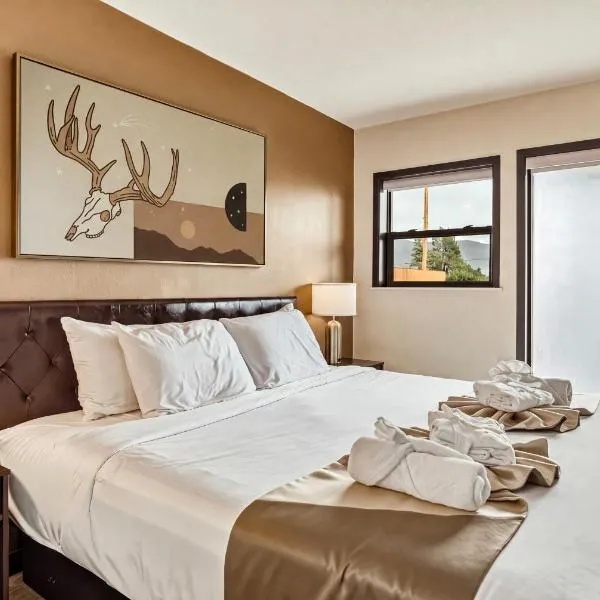 LUXX Taos Motor Lodge,位于陶斯的酒店
