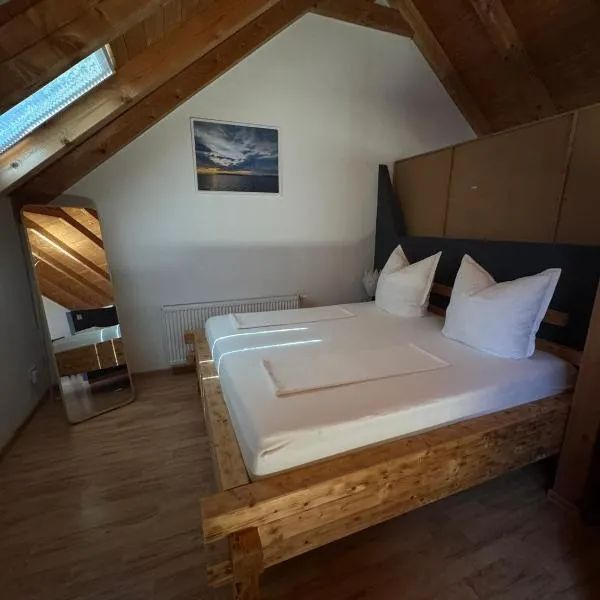 Loft Fischbach bei Kallmünz 2 Schlafzimmer,位于卡尔明茨的酒店