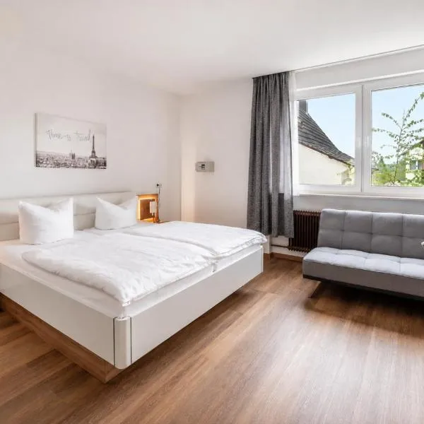 Hotel Glas Schwarzwald，位于Fluorn的酒店